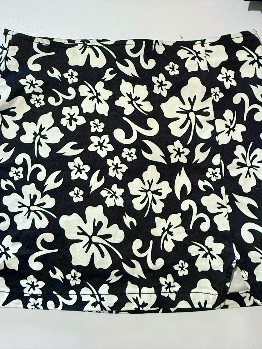 wild fable Black and White Floral Mini Skirt